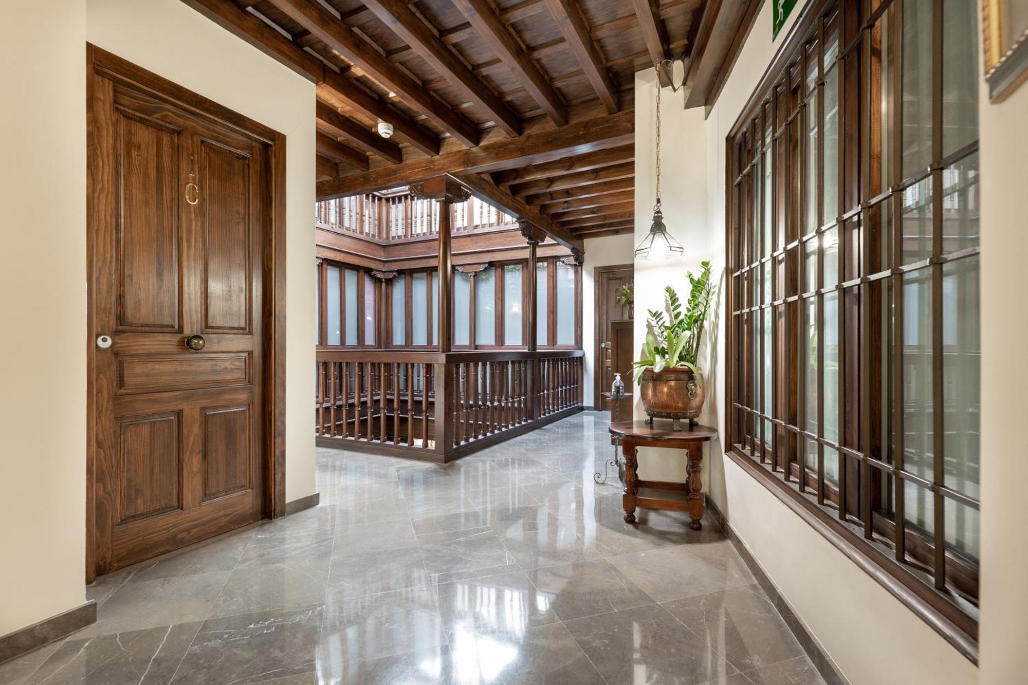 Apartamentos En Pleno Centro, Aljibe Rodrigo Del Campo 1C غرناطة المظهر الخارجي الصورة